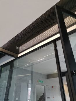 Expanded Mesh Ceiling