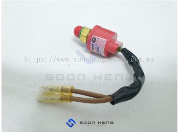 Mercedes-Benz R107, W124, C124, S124, W126, C126, W201 and W202 - Aircond Pressure Switch (BEHR)