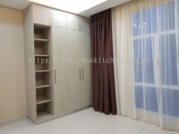 SWING DOOR WARDROBE 