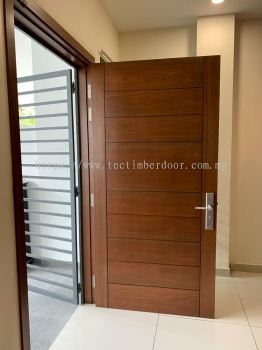Single Solid Timber Door
