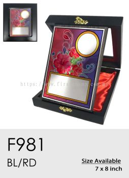 F981 Exclusive Affordable Display Glass Premium Malaysia Plaque