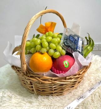 Fruit.co Signature Fruits Basket