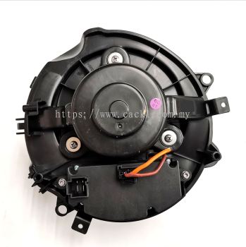 VOLKSWAGEN GOLF MK7 2014 WITH REGULATOR BLOWER MOTOR 