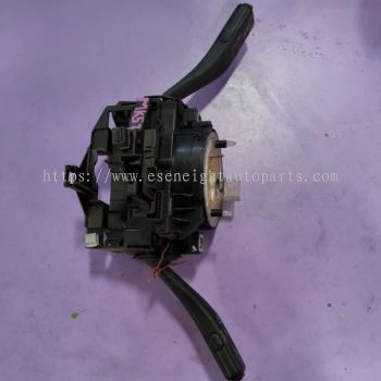 VOLKSWAGEN GOLF MK5 2.0 STEERING ANGLE ( USED )