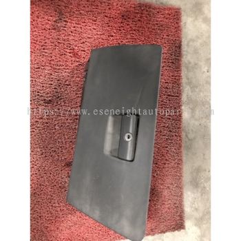 bmw e90 glove box black colour