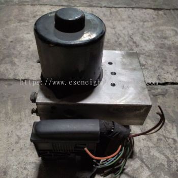 MERCEDES W163 ABS PUMP