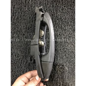 MERCEDES W203 OUTSIDE DOOR HANDLE REAR RIGHT SIDE