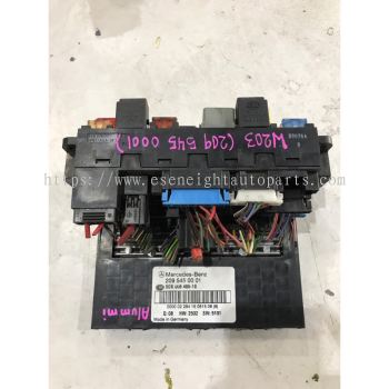 MERCEDES BENZ W203 C230 FRONT SAM / FUSEBOX 209 54 00 01 ( ALLUMINIUM )