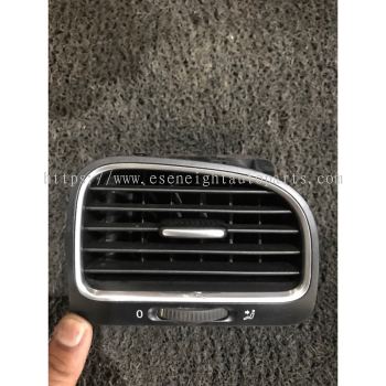 VOLKSWAGEN GOLF MK6 AIRCOND VENT / GRILLE ( R/H )