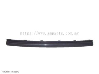 Nissan Sentra 2000 Rear Bumper Pad (Center)