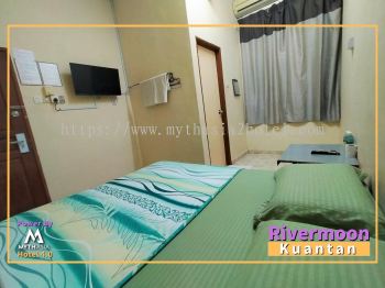 STANDARD DOUBLE WITH PRIVATE BATHROOM (1 Queen Bed with Private Bathroom) 4 Rooms