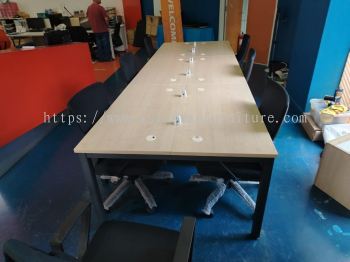 Ergonomic Mesh Chairs & 6-Pax Cluster Workstation | Delivery in Kota Damansara