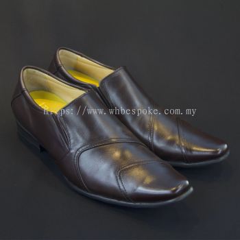 Custom-made loafer shoes 