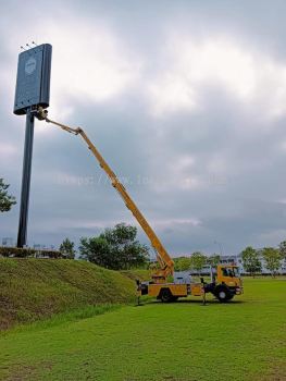 Skylift 44 Meter - Syarikat Perkhidmatan Lee