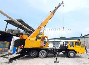 Crane Rental Shah Alam