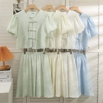 Wholesale short-sleeved shirts casual fashion design sense Western style can be salty or sweet fashion two-piece suit