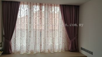 Curtain