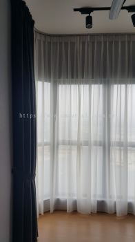 Curtain