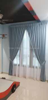 Curtain