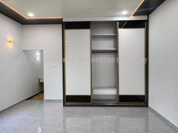 Sliding Door Wardrobe
