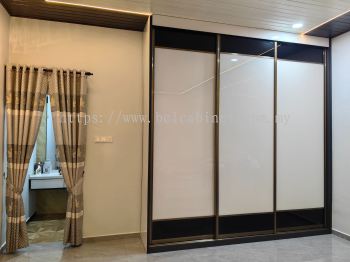 Sliding Door Wardrobe