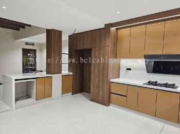 4G KITCHEN CABINET