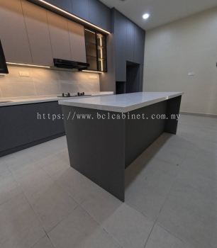Island Table