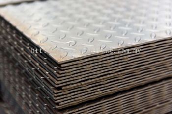 Stainless Steel Chequered / checker Plate ( Grade 304 / 316 )