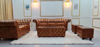 S299 Chesterfield Low Back