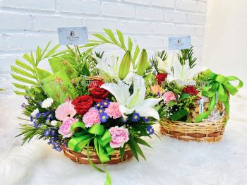 Flower Basket + Cookies