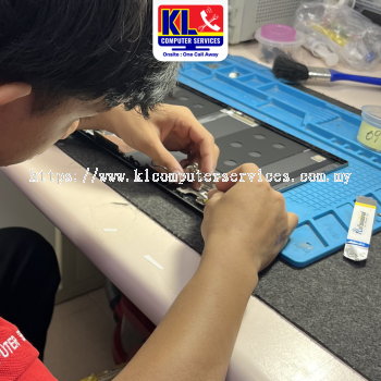 Laptop Hinge Repair KL | Broken Casing & Loose Hinge Fix