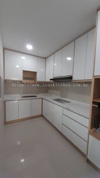 CUSTOM KITCHEN CABINET