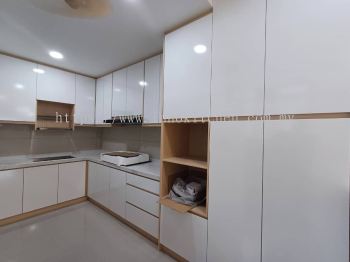 CUSTOM KITCHEN CABINET