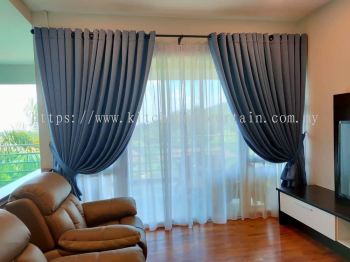 EYELET CURTAIN