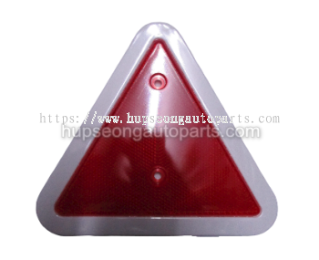 PVC TRIANGLE REFLECTOR (500-05)