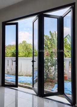 Performance Folding Door