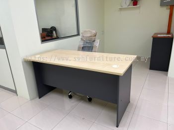 Standard Office Table 5ft deliver to Simpang Ampat Penang | Office Table Penang | Office Furniture Penang