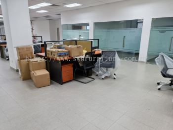 Office Workstation Table Set With Partition Board | Medium Back Office Chair | Office Table Penang | Office Chair Penang | Office Furniture Supplier | Kl | Pahang | Perak | Kedah | Johor