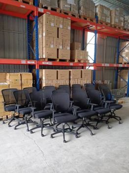 Gudang Kerusi Pejabat Beroda Berkualiti Dan Murah | Office Chair Mesh Medium Back | Office Chair Penang | Office Furniture | KL | Cheras | Klang | Ipoh | Perak | Penang | Bertam 