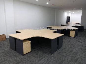 4 Person Office Workstation Cluster Desk with Mobile Pedestal Drawers | Commercial Office Furniture Malaysia | L Shape Office Table Workstation | Penang, Sungai Petani, Kulim, Lunas, Bayan Lepas, Prai