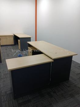 4 Person Office Workstation Cluster Desk with Mobile Pedestal Drawers | Commercial Office Furniture Malaysia | L Shape Office Table Workstation | Penang, Sungai Petani, Kulim, Lunas, Bayan Lepas, Prai