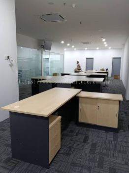 4 Person Office Workstation Cluster Desk with Mobile Pedestal Drawers | Commercial Office Furniture Malaysia | L Shape Office Table Workstation | Penang, Sungai Petani, Kulim, Lunas, Bayan Lepas, Prai