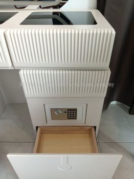 Modern Dressing Table with LED Mirror | Luxury Makeup Vanity Table | Dressing Table with LED Mirror & Safety Box Malaysia