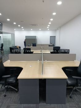 4 Seater Office Workstation Desk | Modern Office Cubicle Furniture | 4 Person Office Cubicle & Modular Desk Supplier | Office Furniture Penang, Deliver Batu Kawan, Georgetown, Bayan Lepas, Kulim Hi Tech
