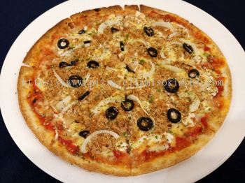 Tonno & Cipolla Pizza (Tuna)
