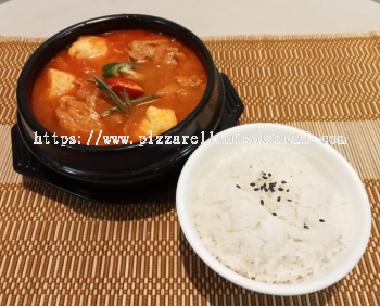 Spicy Beef Kimchi Soup + Rice
