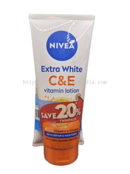 Nivea Extra White C&E Vitamin Lotion - 2x320ml