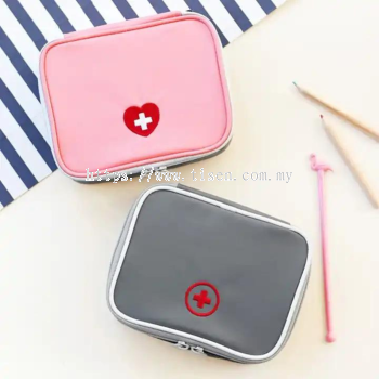 Custom Logo Printing Outdoor First Aid Kit  03