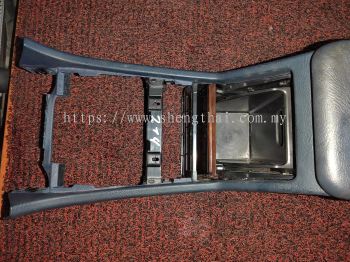 MERCEDES BENZ W202 CONSOLE BOX