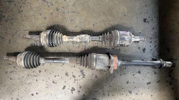 TOYOTA ESTIMA ACR30 2 WHEEL DRIVE SHAFT SET